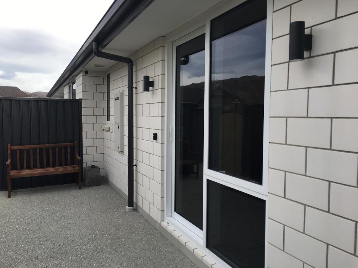Lakeview Terrace Accommodation Кромуел Екстериор снимка