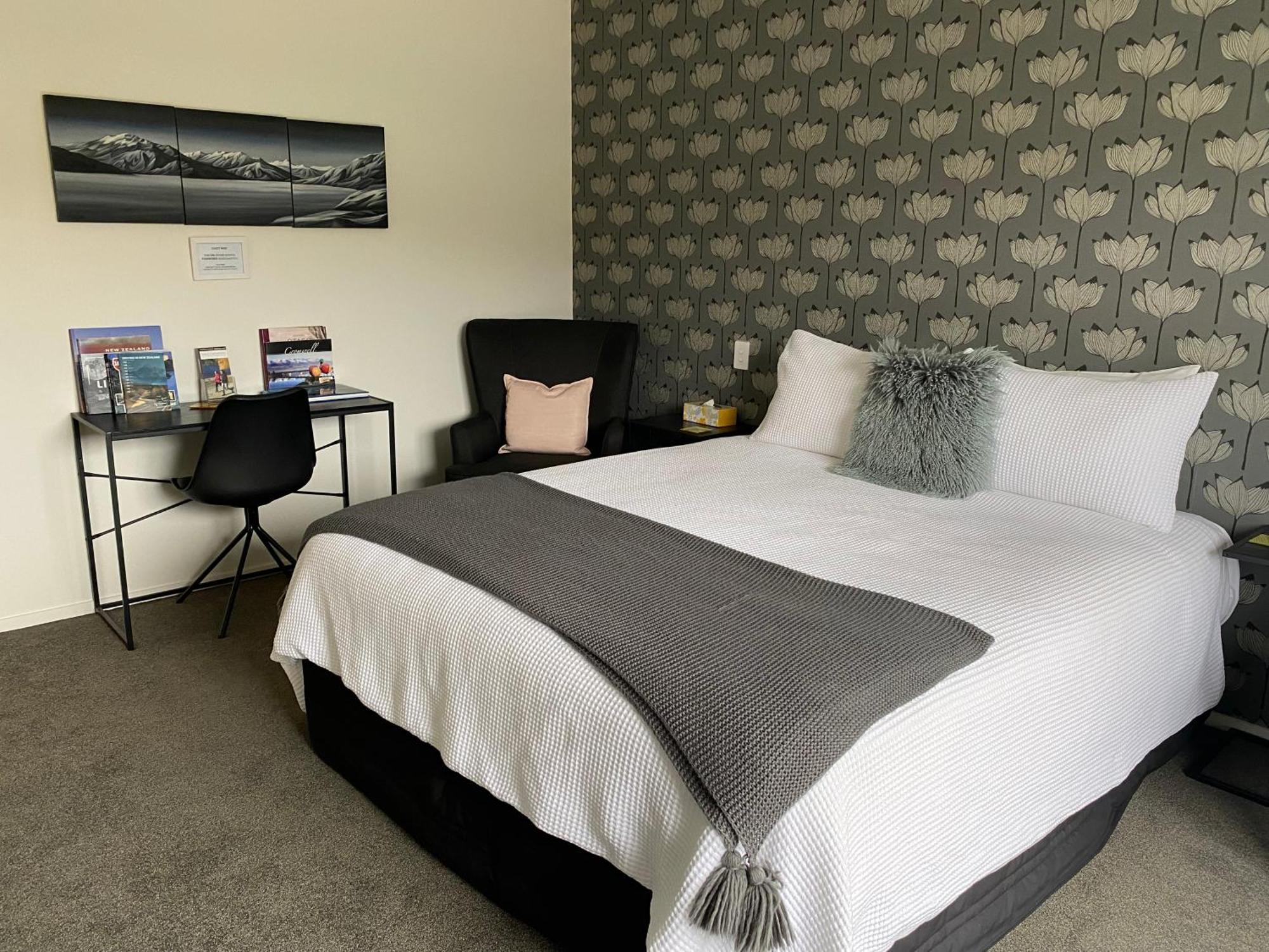 Lakeview Terrace Accommodation Кромуел Екстериор снимка