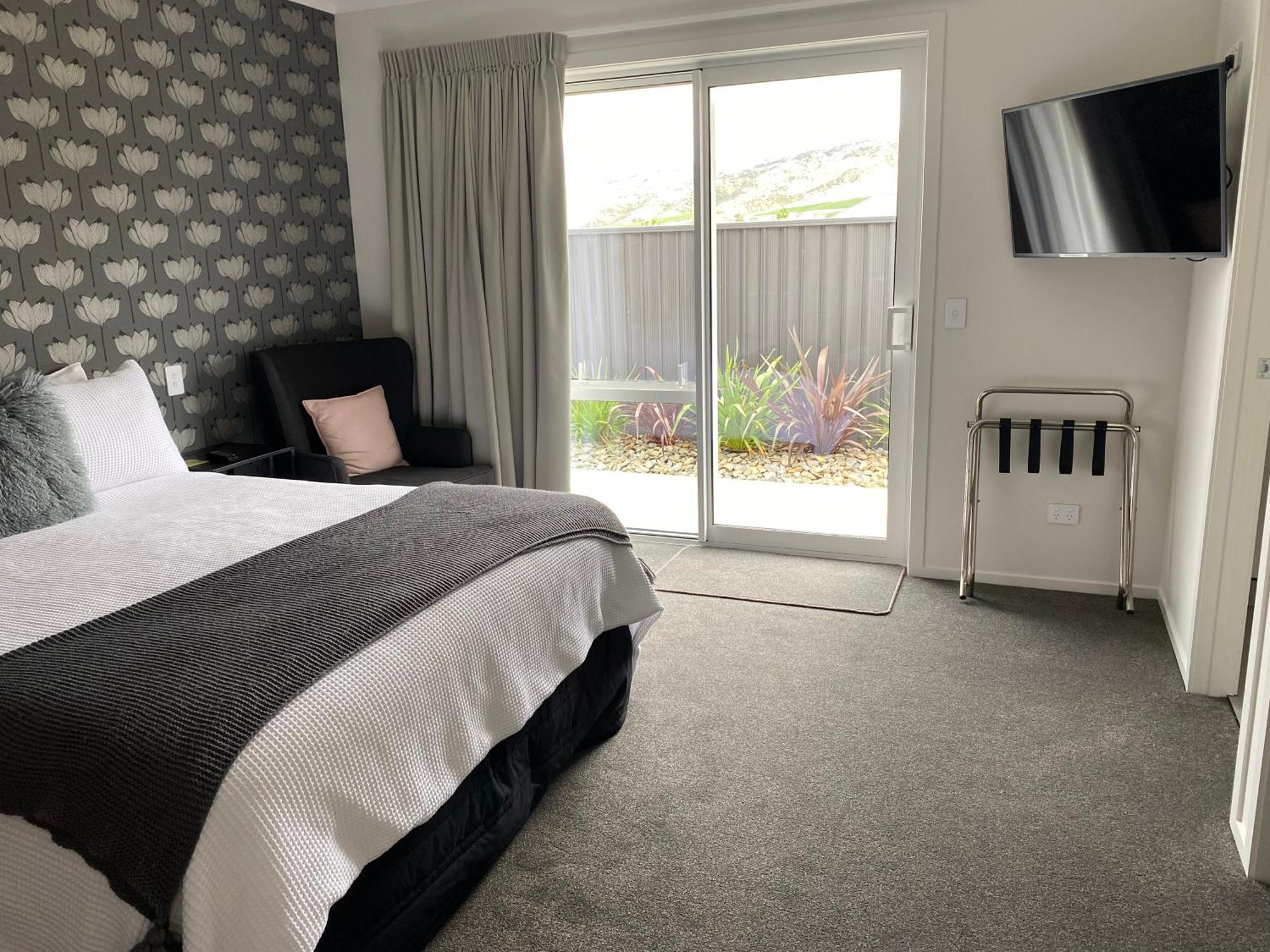 Lakeview Terrace Accommodation Кромуел Екстериор снимка